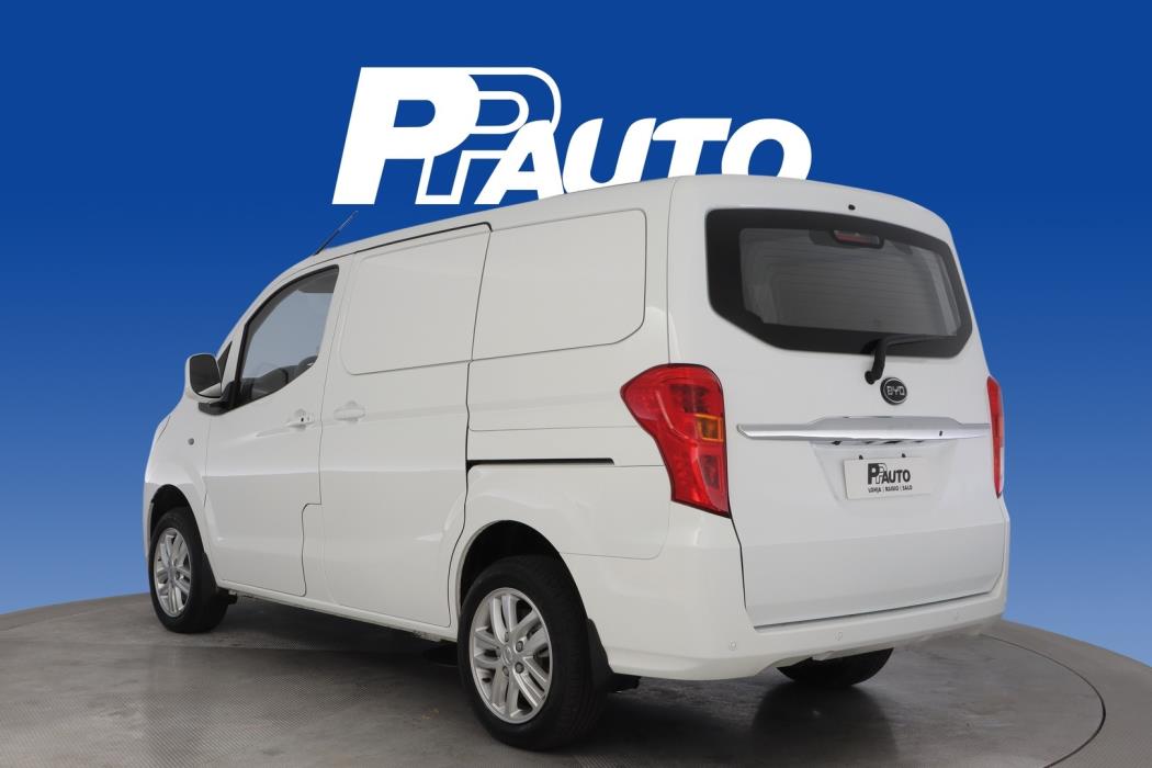 BYD eTP3 2025