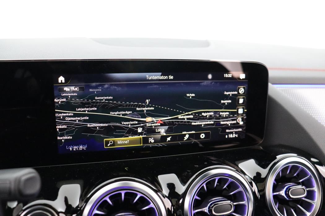 MERCEDES-BENZ EQA 2024