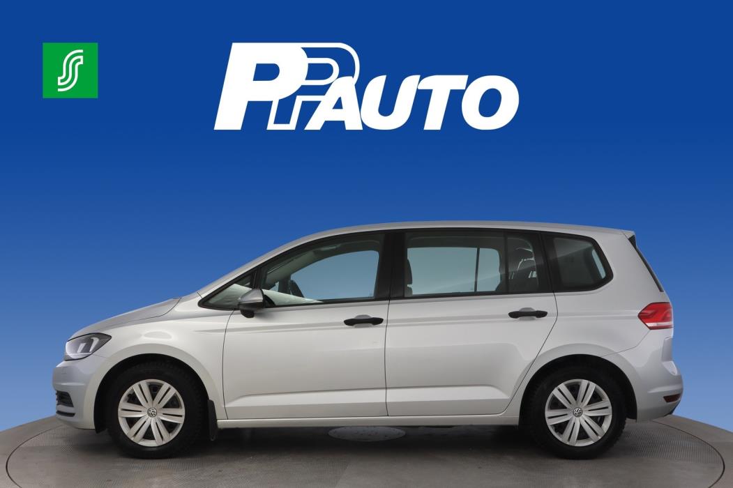 VOLKSWAGEN Touran 2016