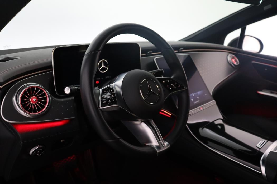 MERCEDES-BENZ EQE 2022