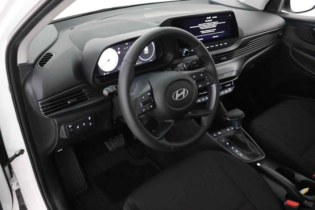 HYUNDAI I20 HATCHBACK 2025