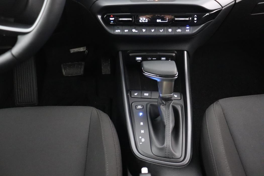 HYUNDAI I20 HATCHBACK 2025