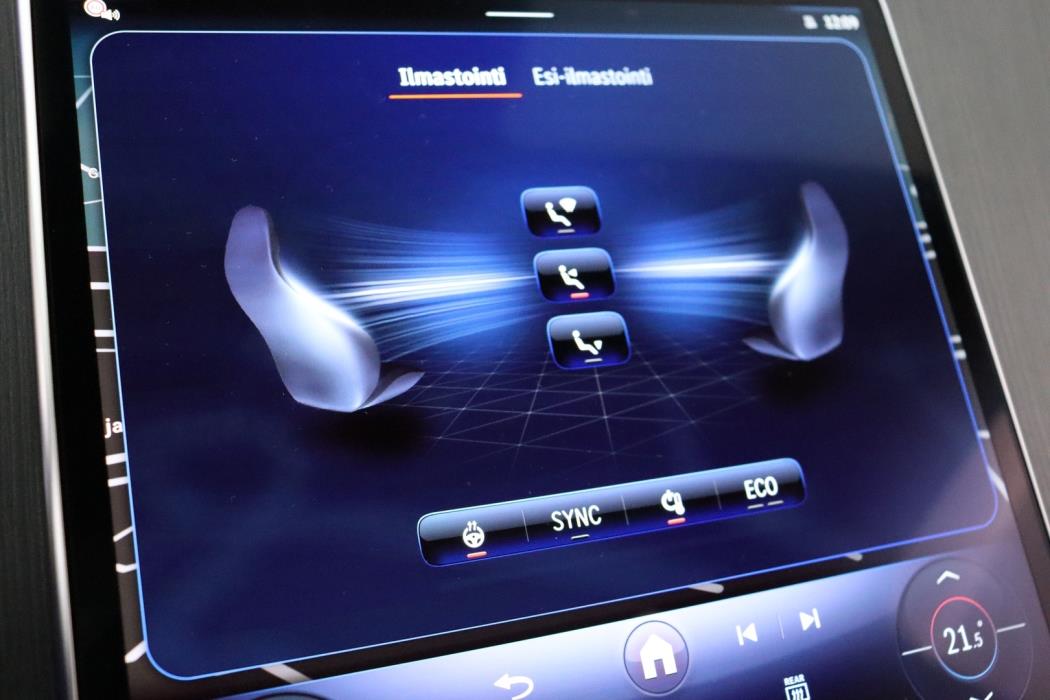 MERCEDES-BENZ EQE 2024