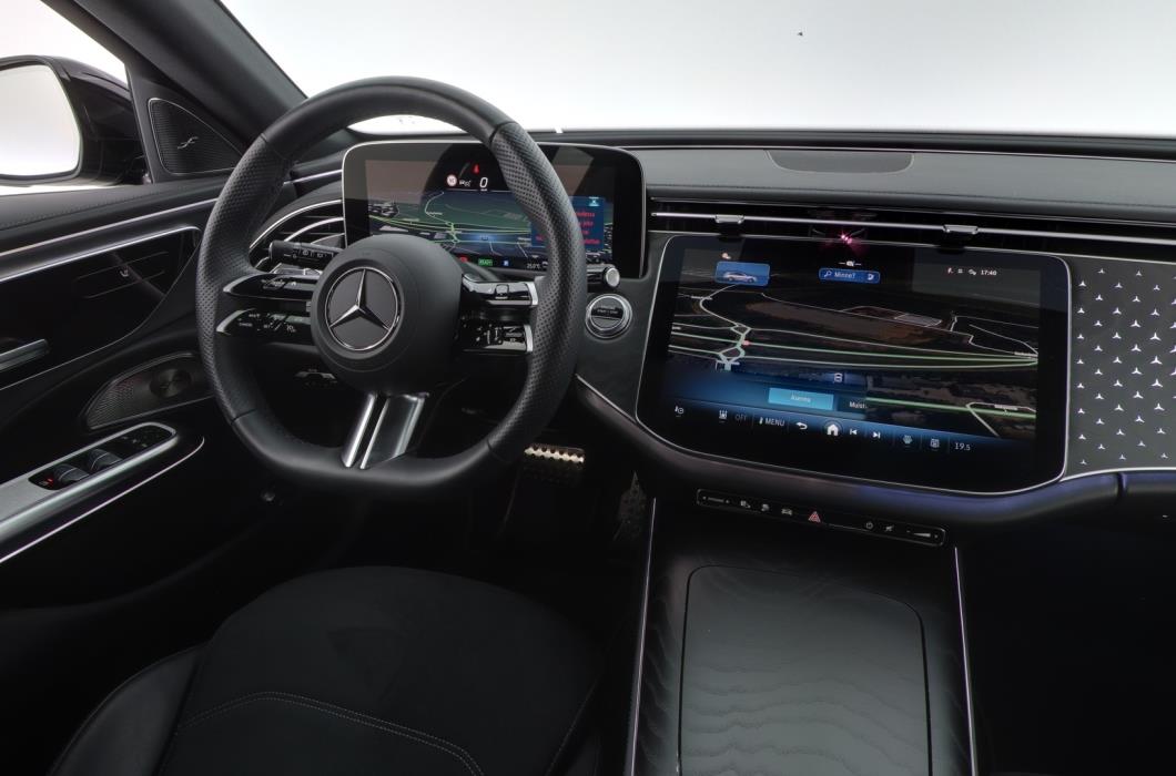 MERCEDES-BENZ E 2024