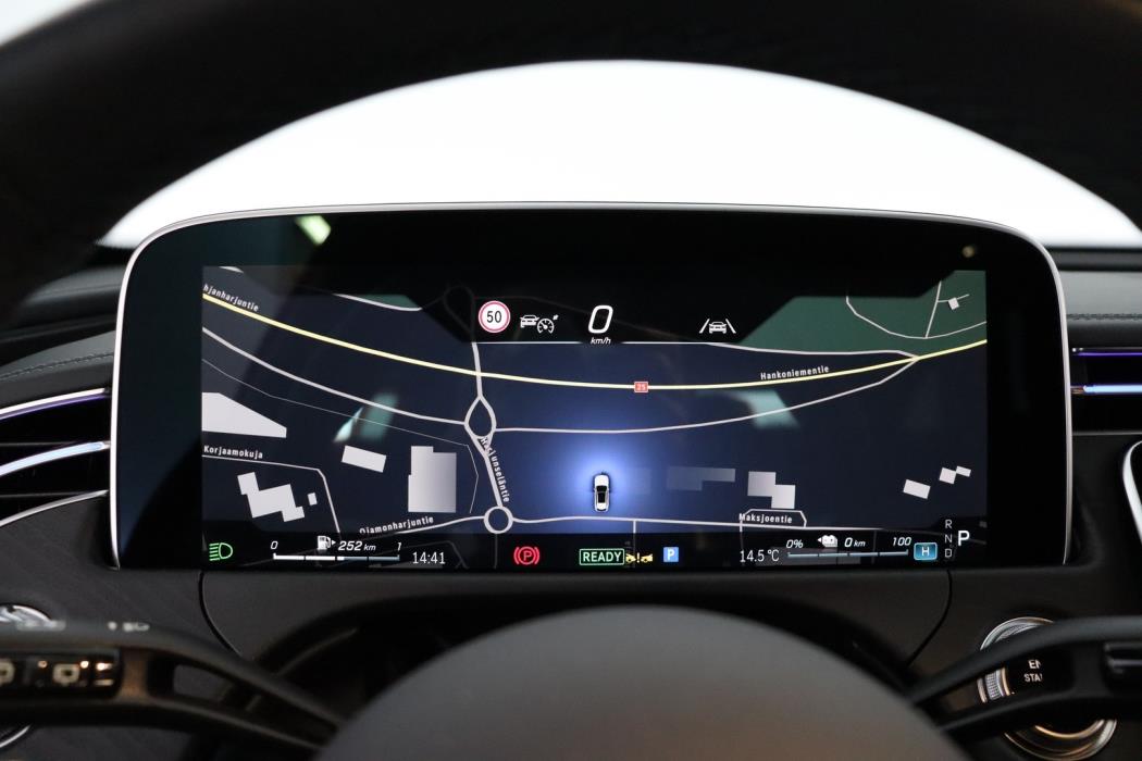 MERCEDES-BENZ E 2024