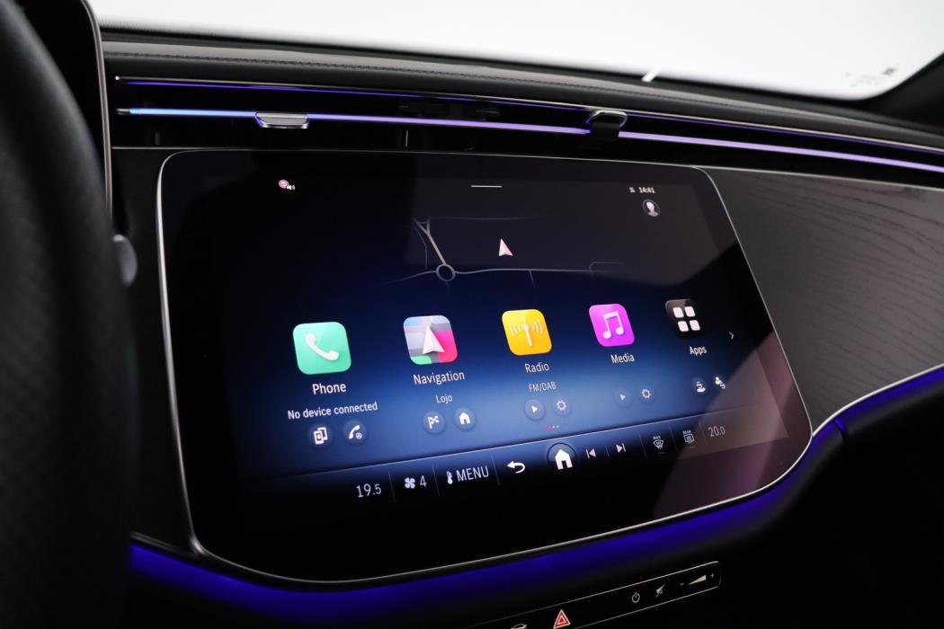 MERCEDES-BENZ E 2024