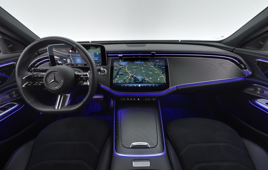 MERCEDES-BENZ E 2024