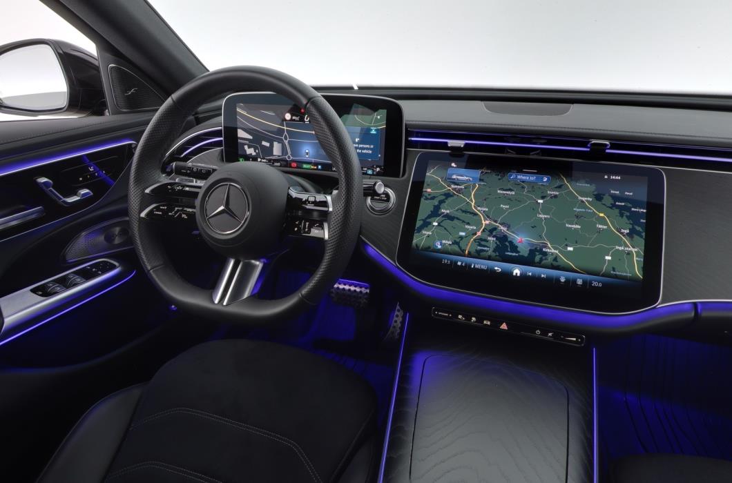 MERCEDES-BENZ E 2024