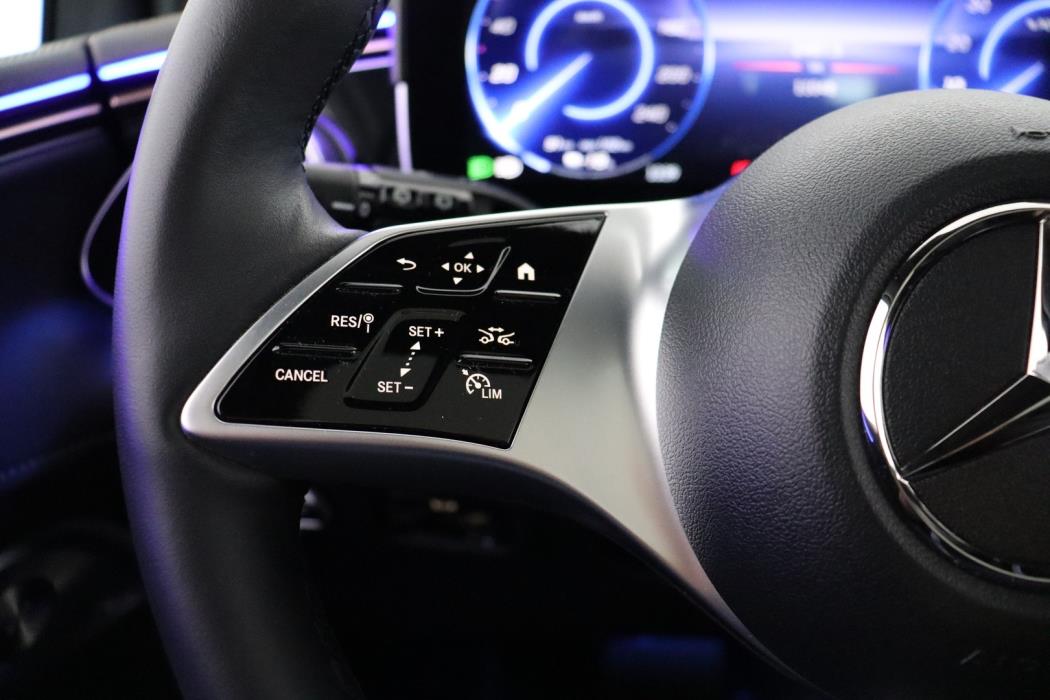 MERCEDES-BENZ EQE SUV 2023