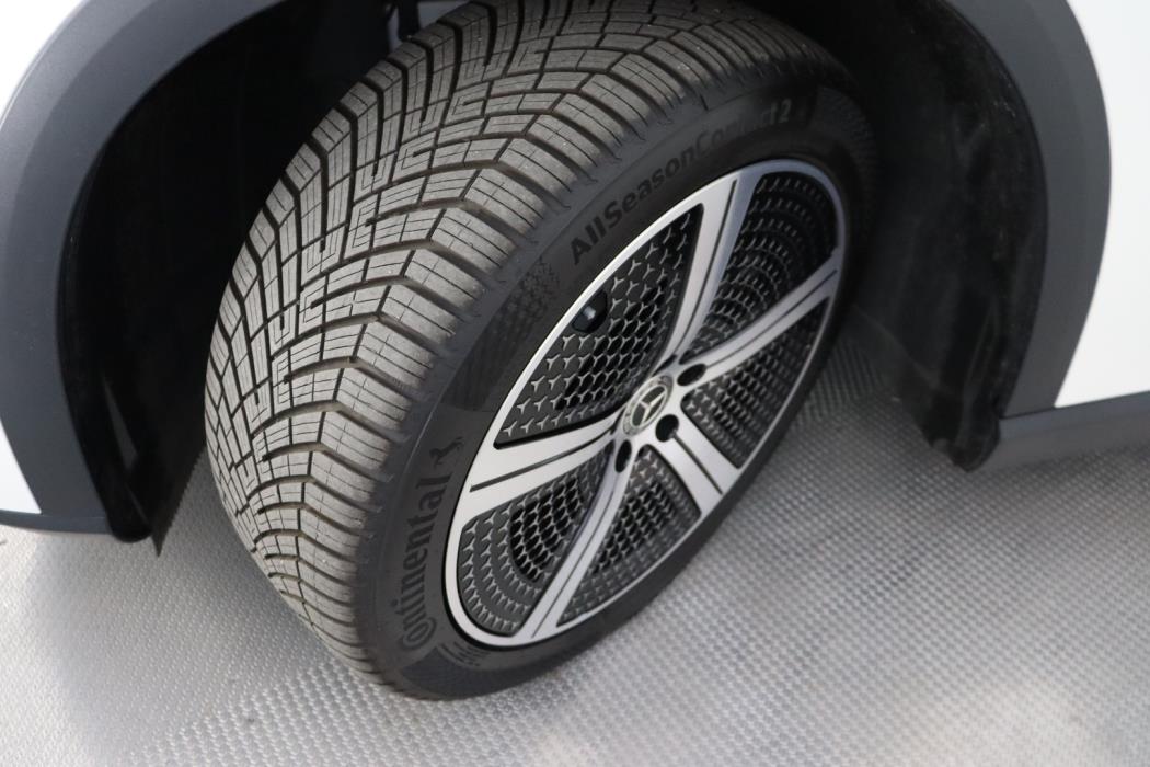 MERCEDES-BENZ EQE SUV 2023