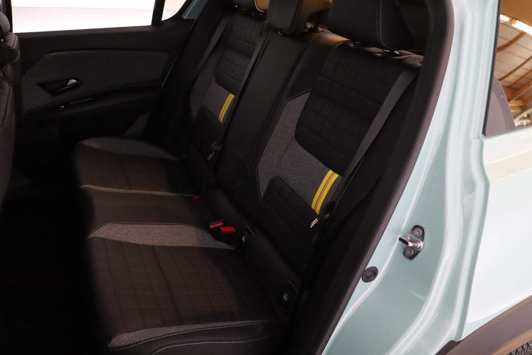 RENAULT 4 2025