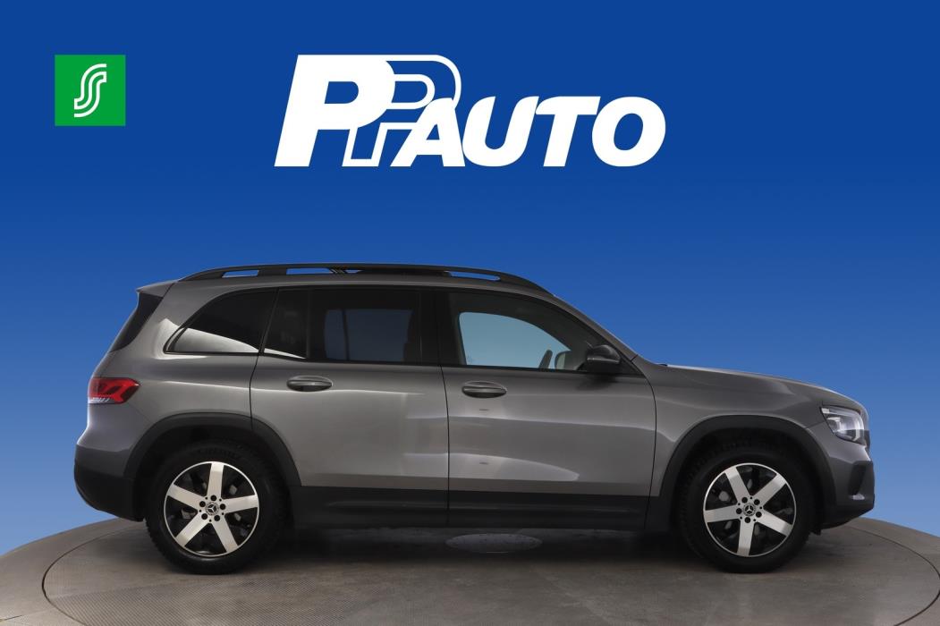 MERCEDES-BENZ GLB 2021