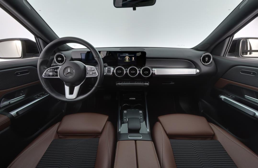 MERCEDES-BENZ GLB 2021