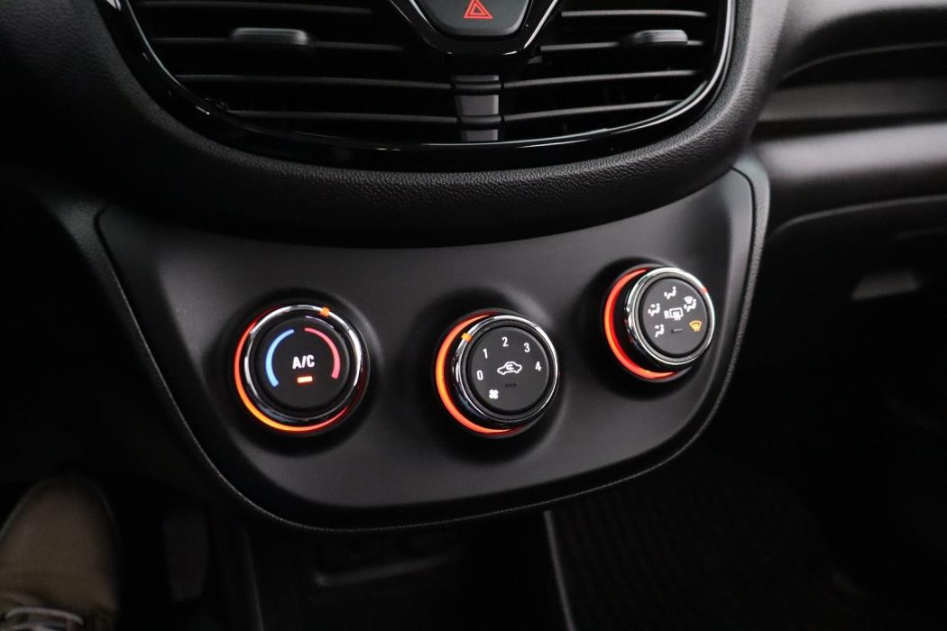 OPEL KARL 2018