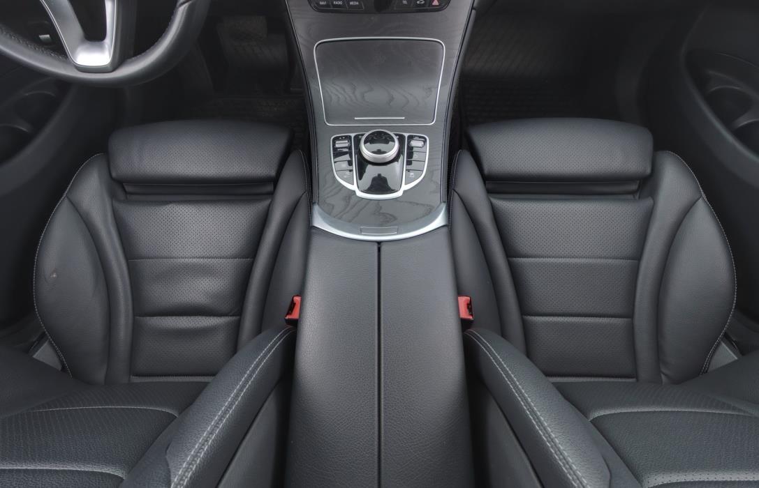 MERCEDES-BENZ GLC 2018