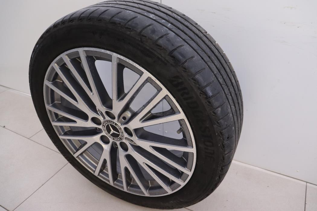 MERCEDES-BENZ CLA 2023