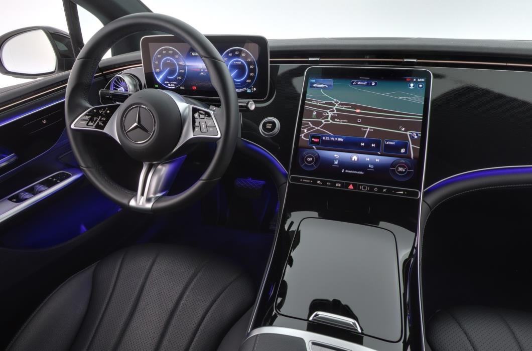 MERCEDES-BENZ EQE 2023