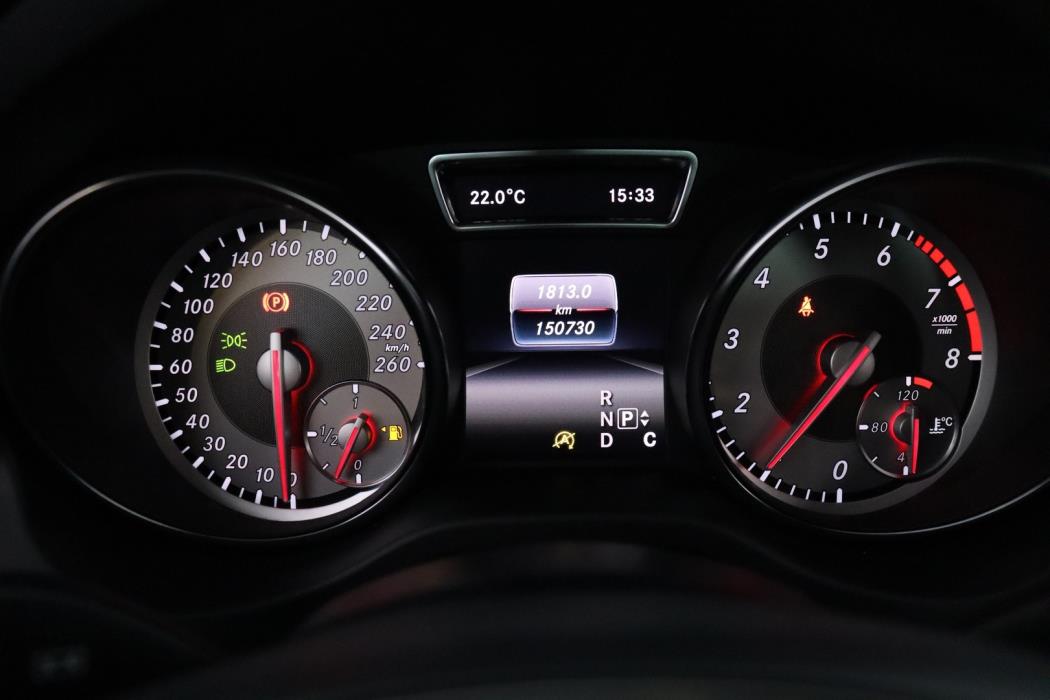 MERCEDES-BENZ CLA 2016