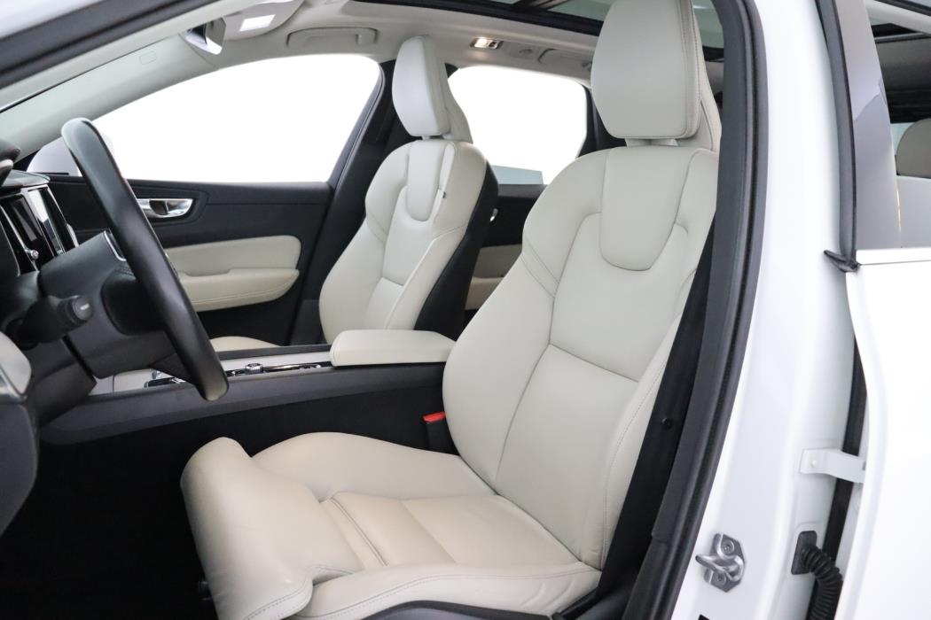 VOLVO XC60 2018
