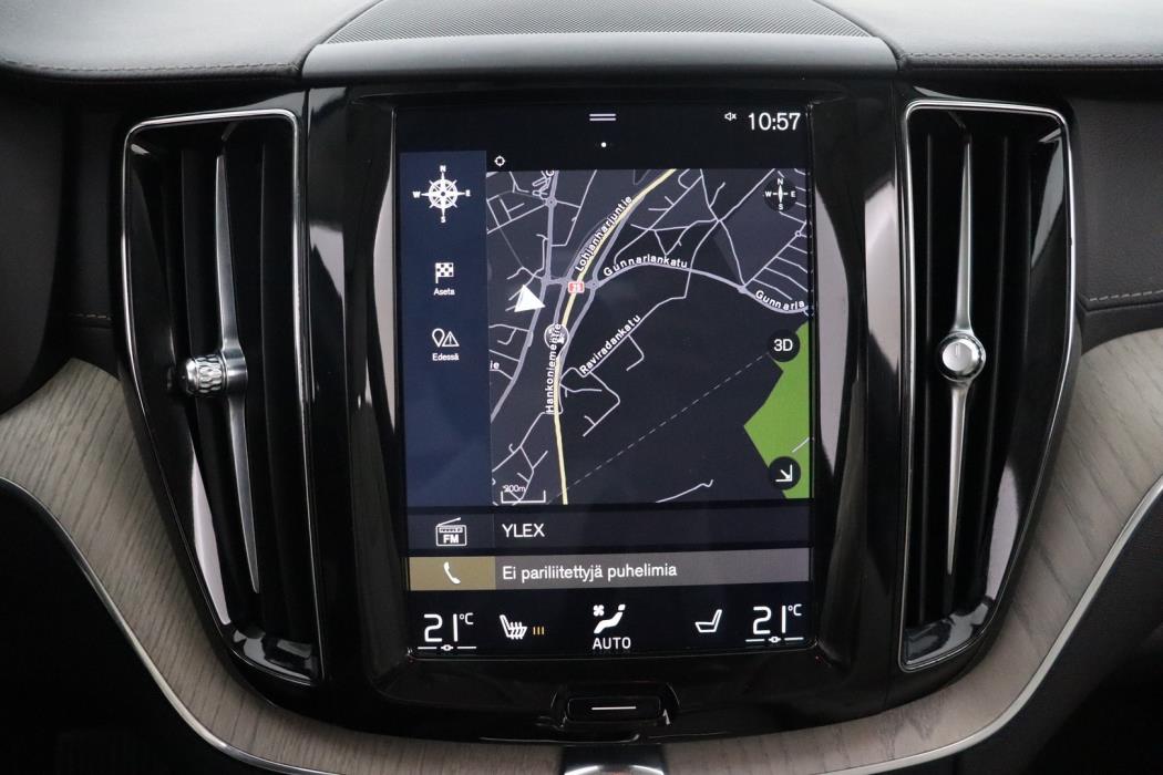 VOLVO XC60 2018