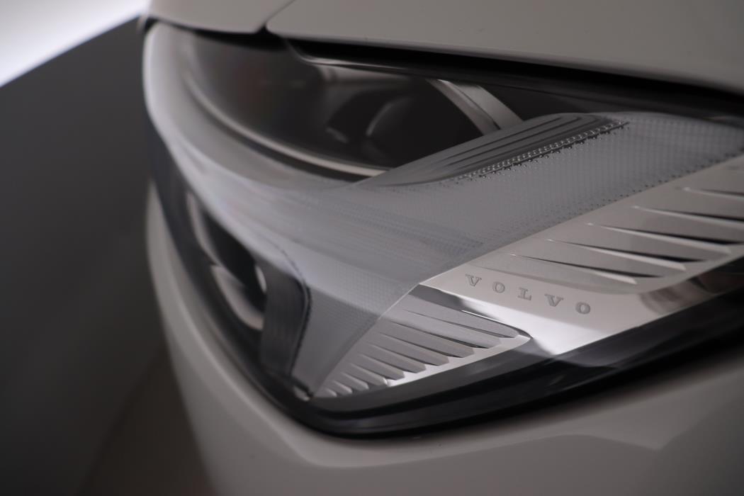 VOLVO XC60 2018