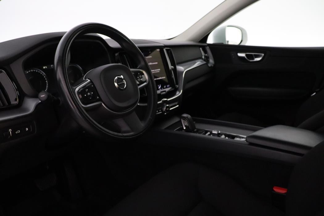 VOLVO XC60 2020