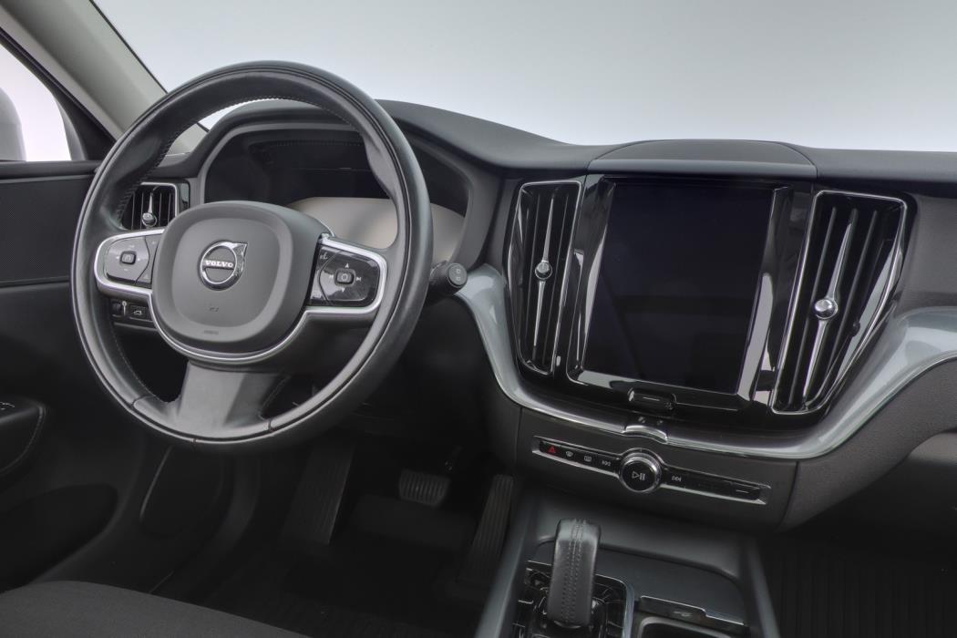 VOLVO XC60 2020