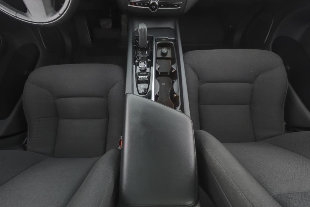 VOLVO XC60 2020
