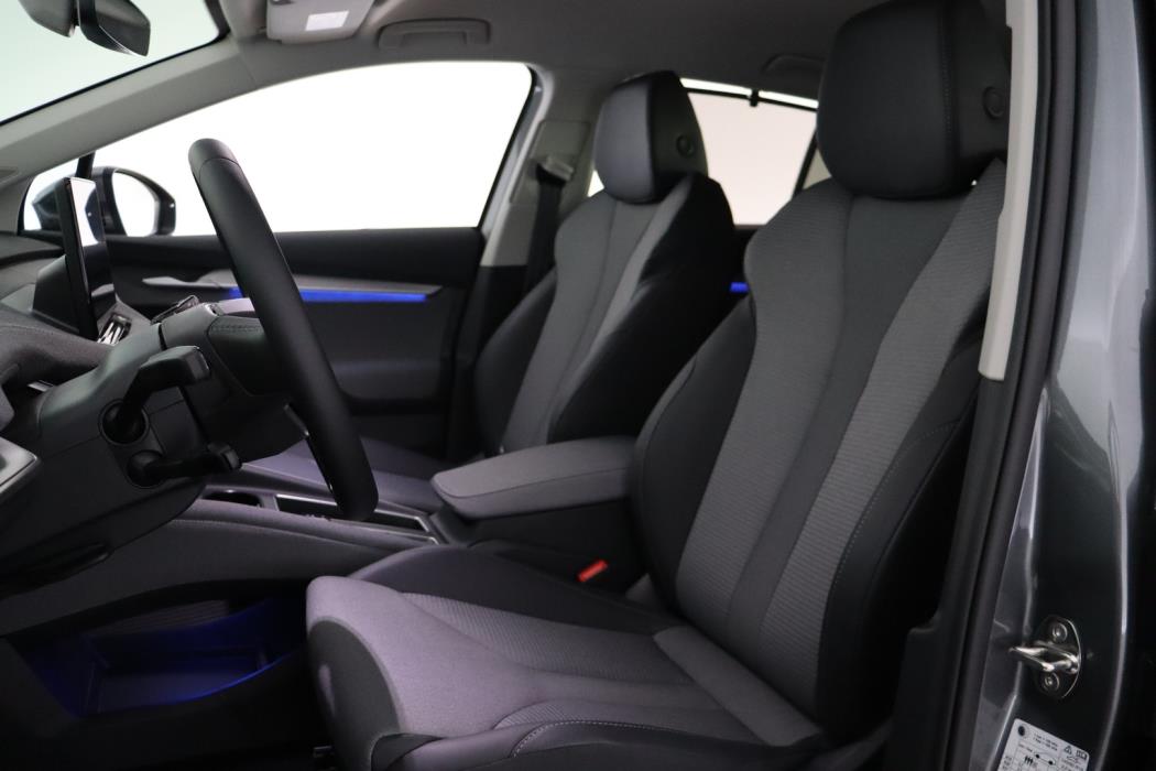 SKODA Enyaq 2025