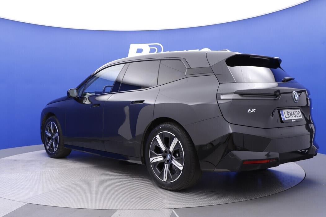 BMW iX 2022