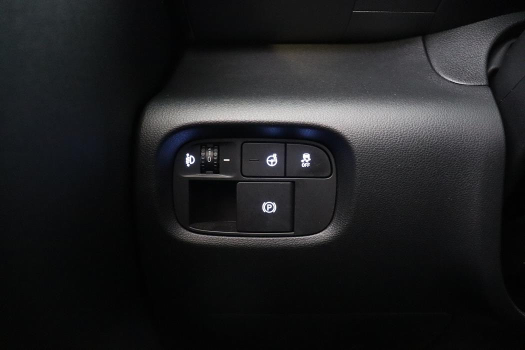 HYUNDAI INSTER 0
