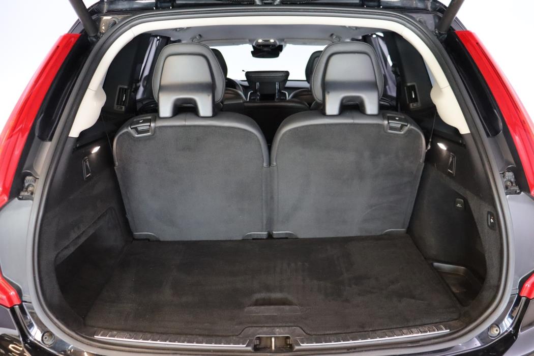 VOLVO XC90 2020