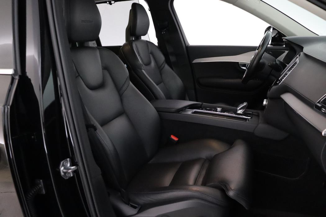 VOLVO XC90 2020