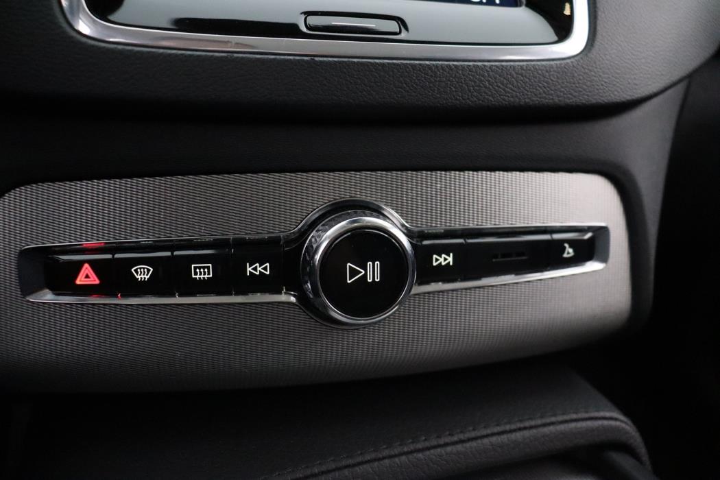 VOLVO XC90 2020
