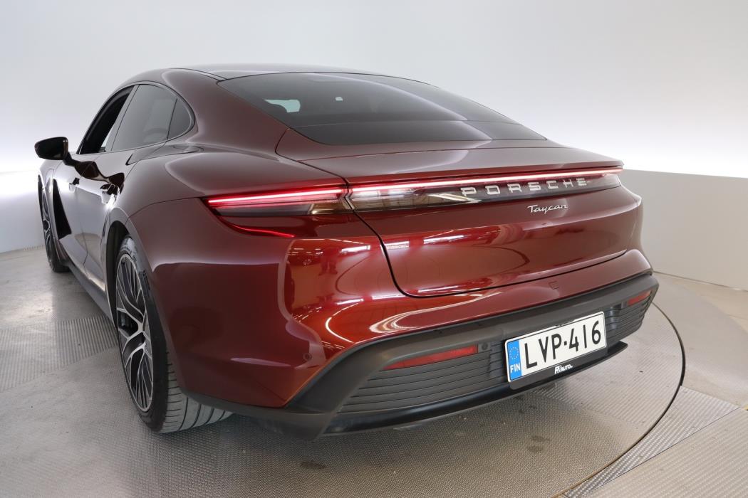 PORSCHE Taycan 2021