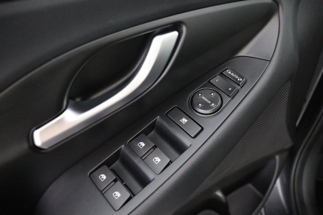 HYUNDAI i30 5d 2018