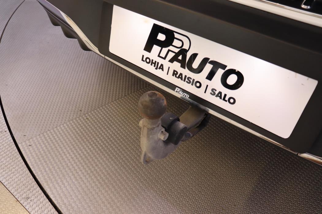 MERCEDES-BENZ EQA 2024