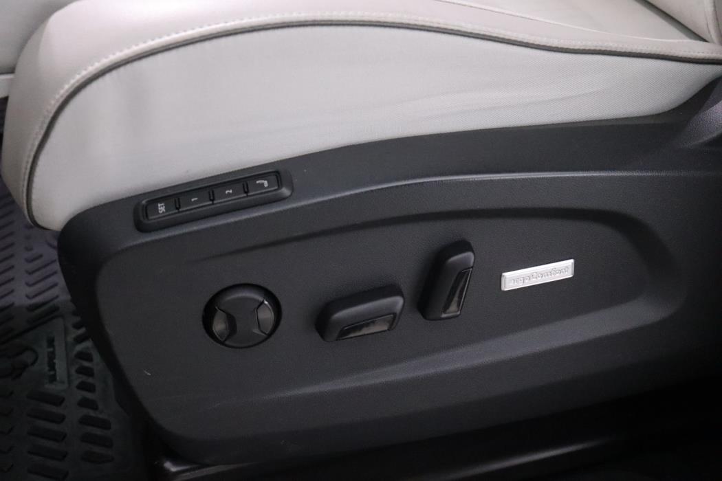 VOLKSWAGEN ID. Buzz 2023