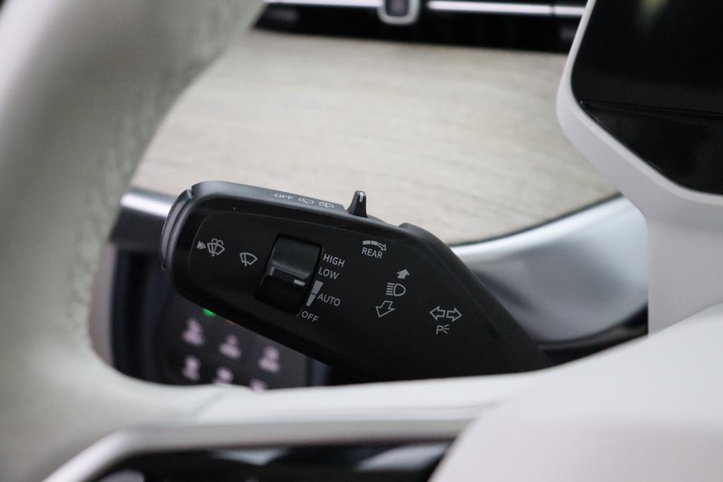 VOLKSWAGEN ID. Buzz 2023