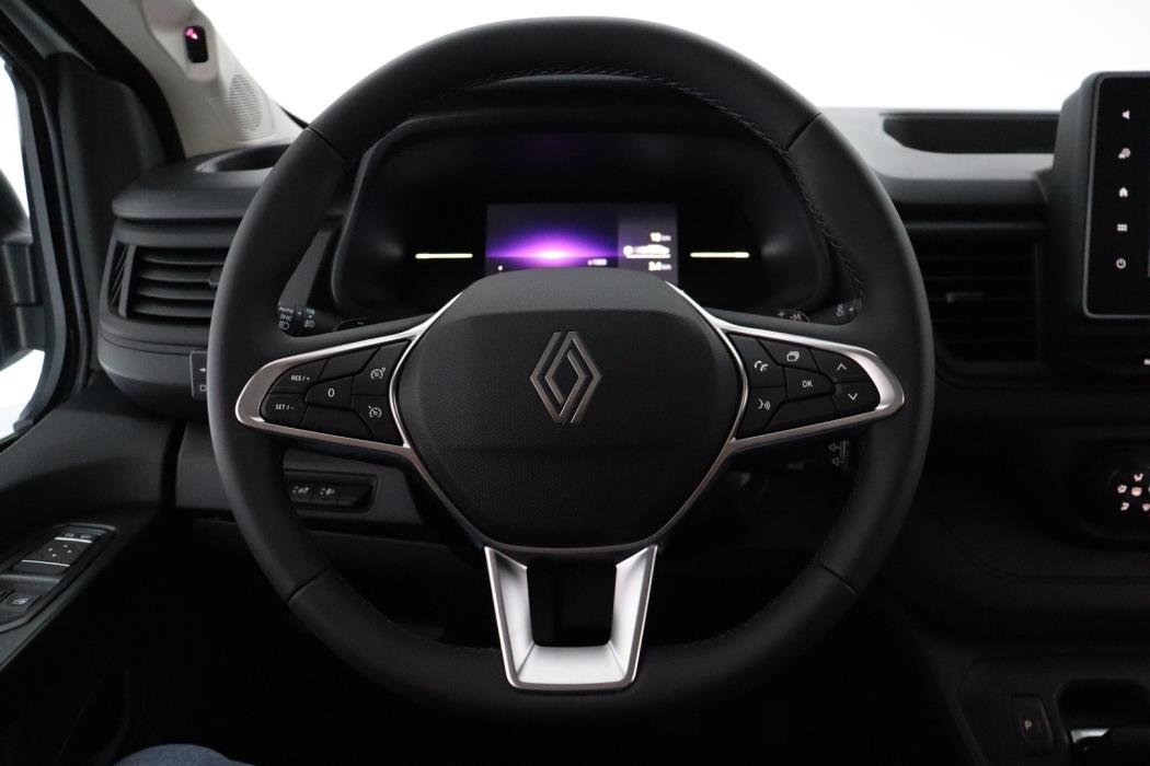 RENAULT Trafic 2026