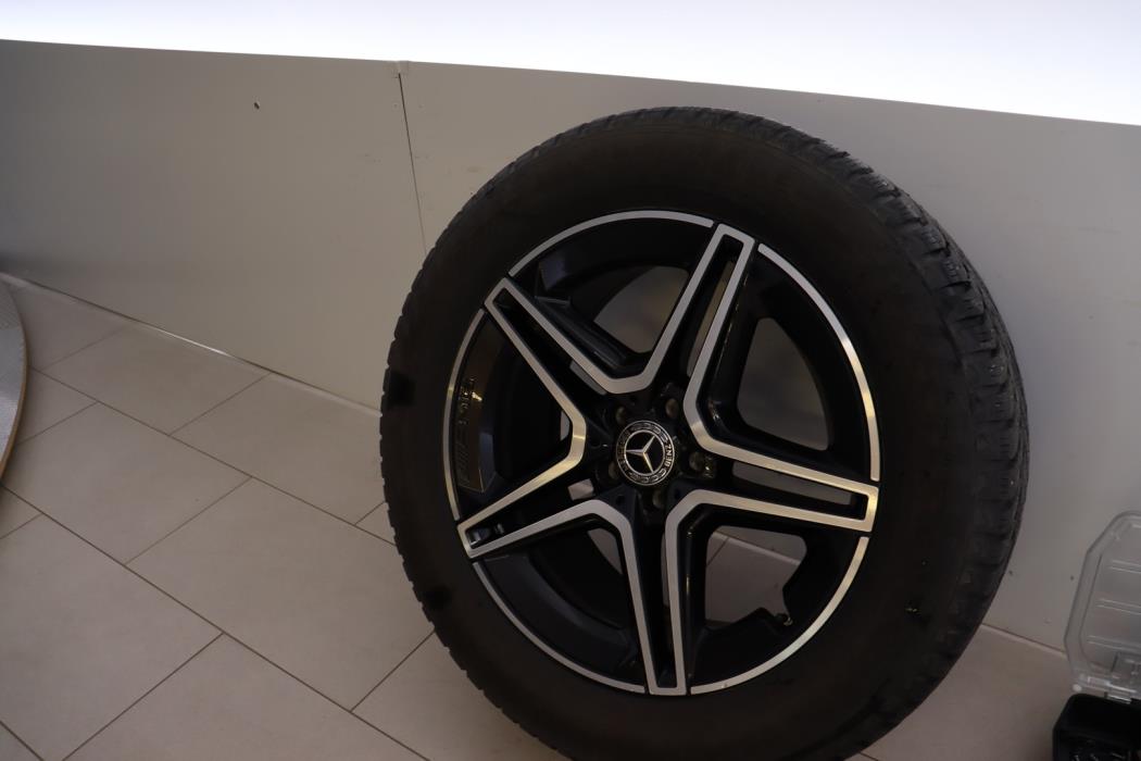 MERCEDES-BENZ GLE 2021