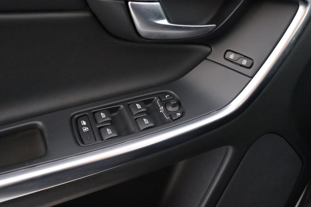 VOLVO XC60 2014