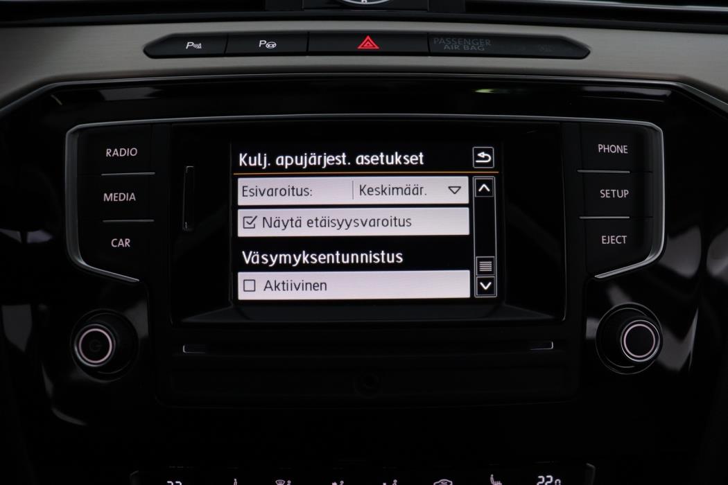 VOLKSWAGEN Passat 2016