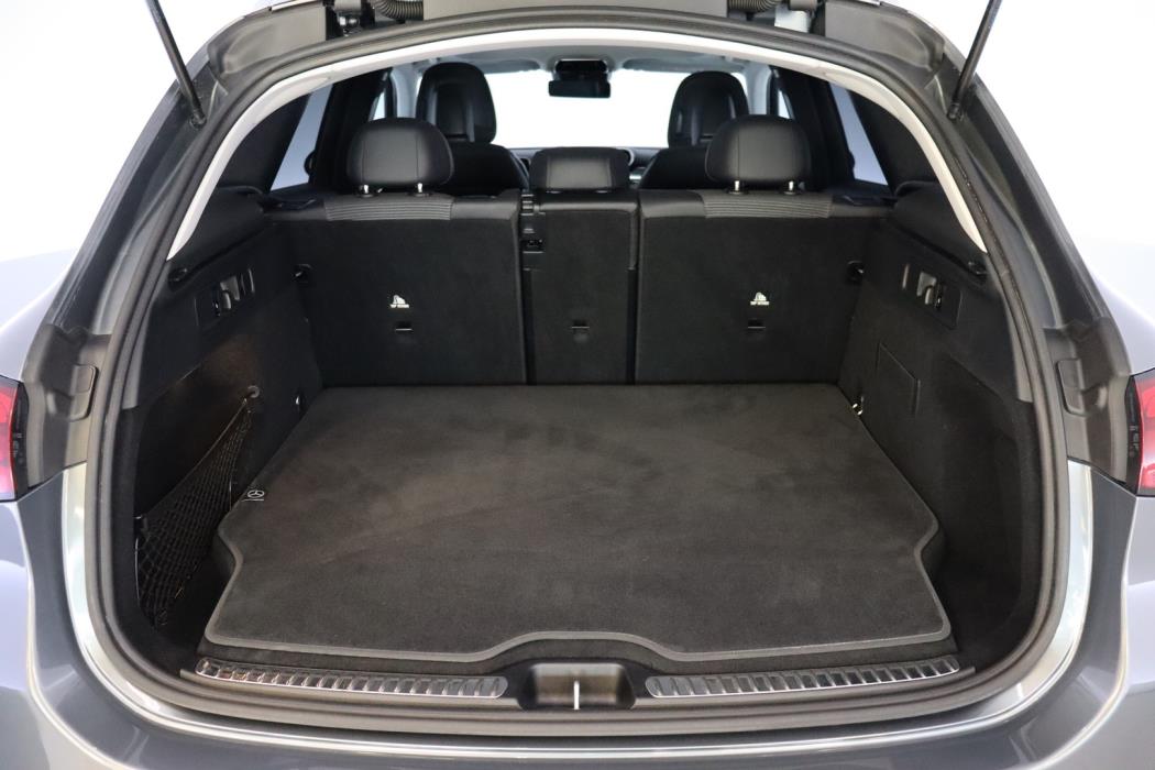 MERCEDES-BENZ GLC 2023