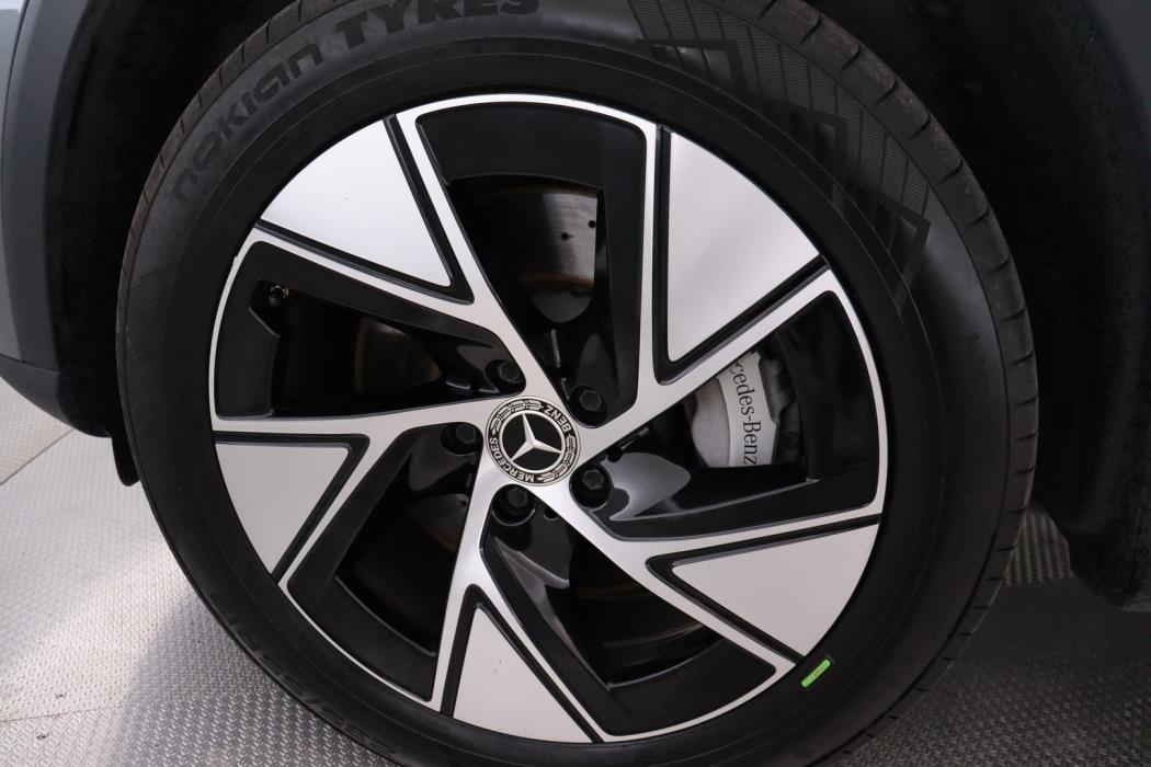 MERCEDES-BENZ GLC 2023
