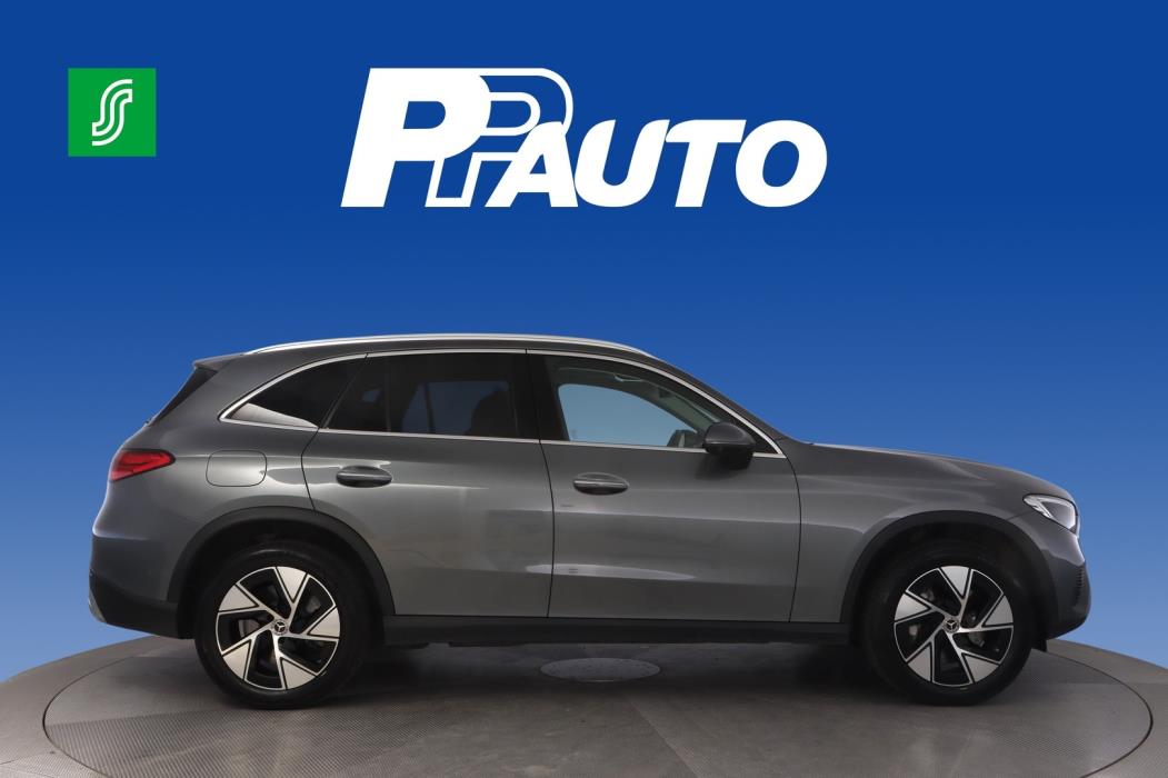 MERCEDES-BENZ GLC 2023