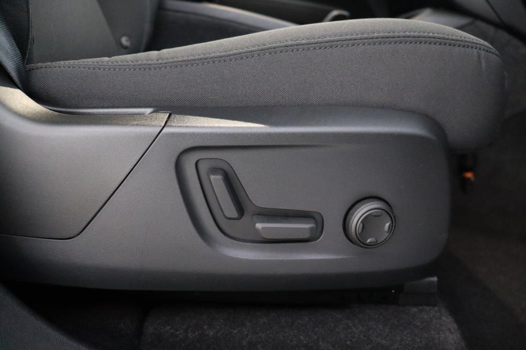 VOLVO C40 2022
