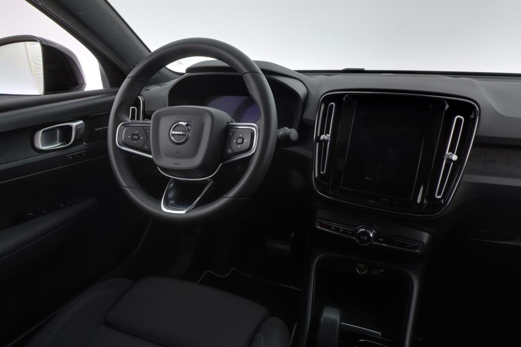 VOLVO C40 2022