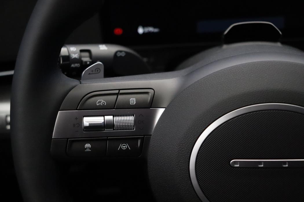 HYUNDAI KONA ELECTRIC 2025