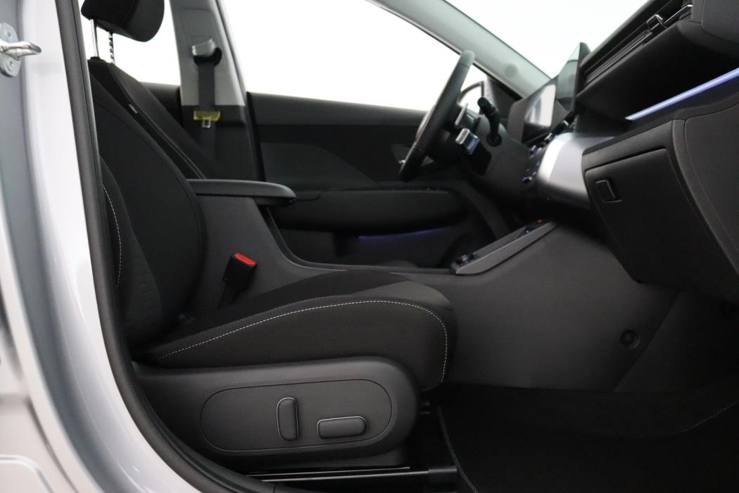 HYUNDAI KONA ELECTRIC 2025